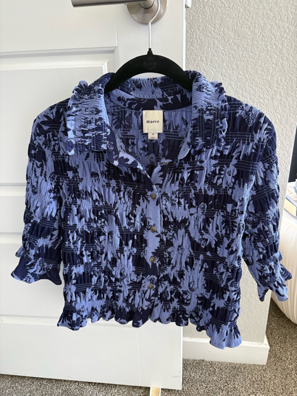 Anthropologie Maeve Navy and Blue Cropped Button-Up Top